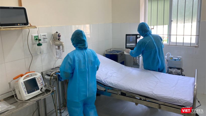 Phòng cấp cứu người bệnh nặng tại BV chuyên chữa COVID-19 ở Cần Giờ là phòng cách ly đặc biệt, có cửa sổ thoáng khí (Ảnh: Sở Y tế TP.HCM) 