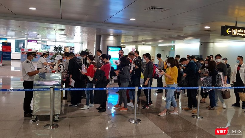 TP. HCM: 336 người có triệu chứng viêm hô hấp được cách ly