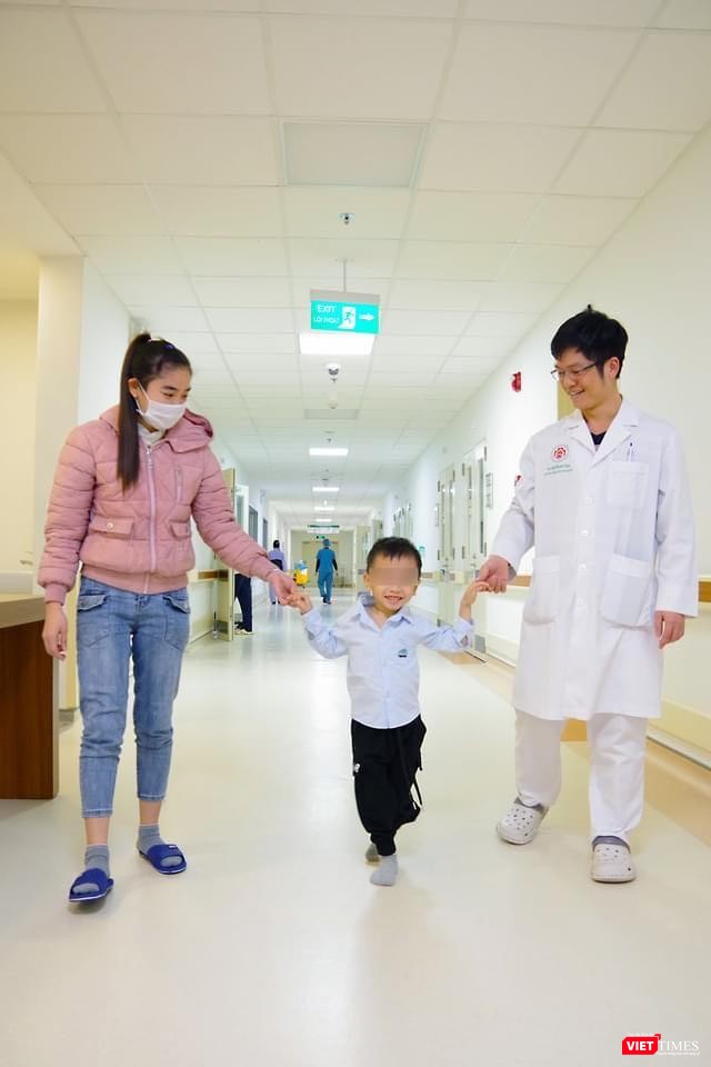 Các bác sĩ cho biết bệnh nhi hồi phục rất tốt sau ca phẫu thuật