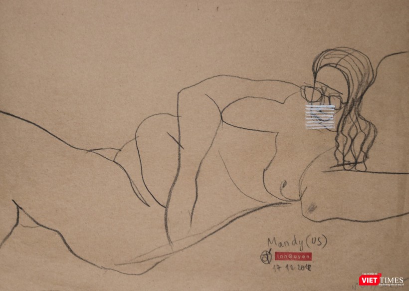 No.209 54x39cm, chì than, Nguyễn Dương Đính sáng tác năm 2018