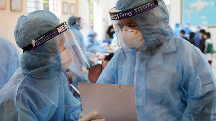 TP.HCM mở rộng danh sách cách ly và xét nghiệm COVID-19