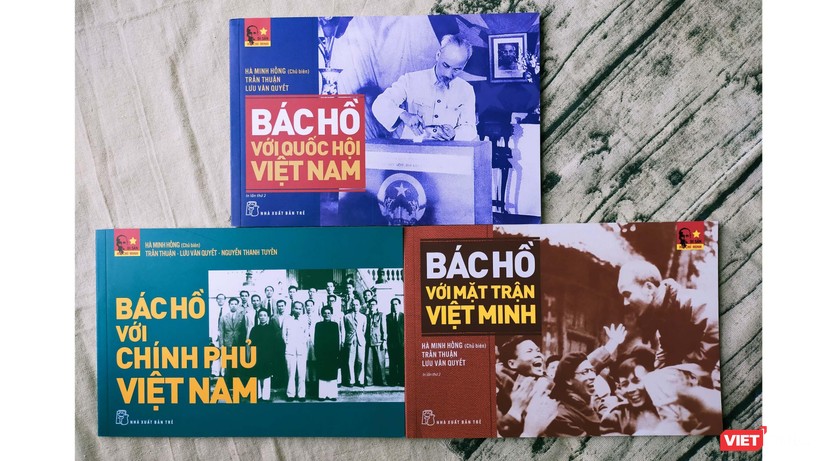 Bộ 3 cuốn sách được NXB Trẻ phát hành trong ngày sinh của Chủ tịch Hồ Chí Minh (Ảnh: HB)