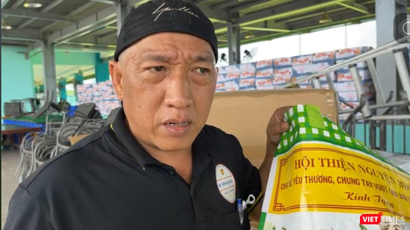 Ông Tám Sang là trưởng nhóm thiện nguyện Bạn đáng sống Ông Tám Sang là trưởng nhóm thiện nguyện Bạn đáng sống