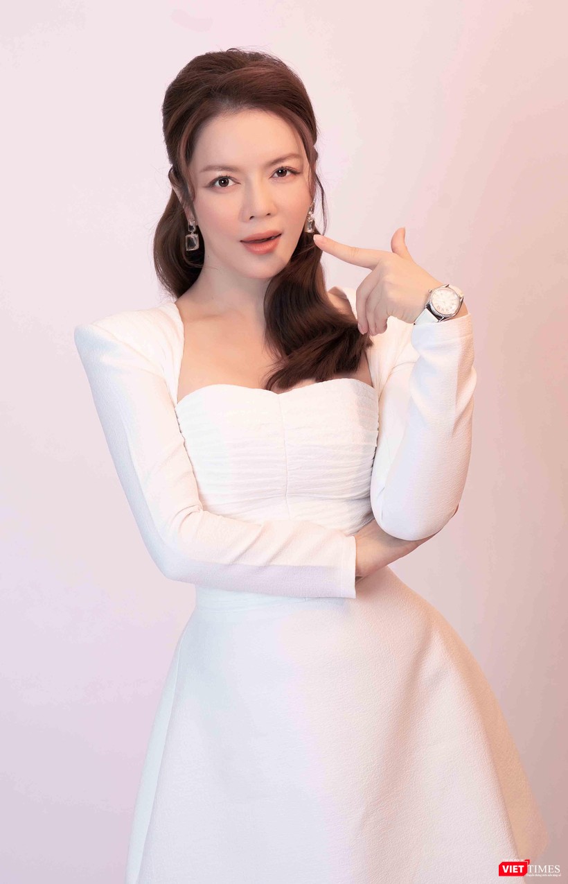 Lý Nhã Kỳ ám ảnh về cái nghèo, cảm thấy lúc nào cũng chênh vênh Lý Nhã Kỳ ám ảnh về cái nghèo, cảm thấy lúc nào cũng chênh vênh