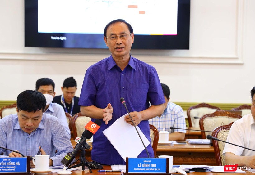 Thứ trưởng Bộ GTVT Lê Đình Thọ phát biểu tại Hội nghị. Ảnh: Thiện Hợp