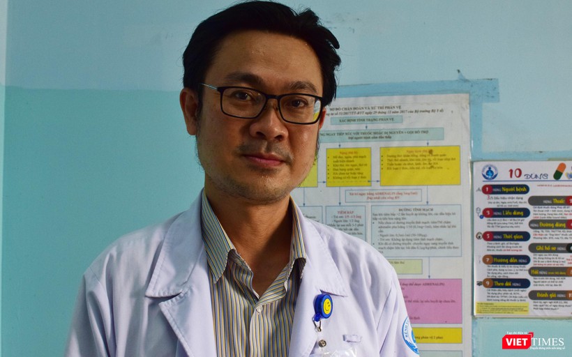 TS. BS Nguyễn Minh Tuấn - Trưởng khoa Sốt xuất huyết BV Nhi Đồng 1 - Ảnh: Hòa Bình TS. BS Nguyễn Minh Tuấn - Trưởng khoa Sốt xuất huyết BV Nhi Đồng 1 - Ảnh: Hòa Bình