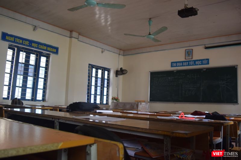 Cận cảnh phòng học của Trường THPT Tiên Yên Cận cảnh phòng học của Trường THPT Tiên Yên