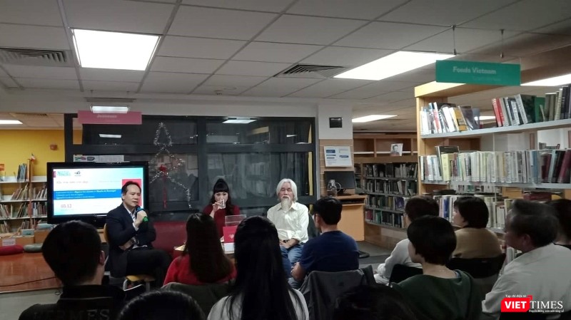 Buổi tọa đàm “Khi trái tim còn đập - chuyện về hiến tạng: Khi hạnh phúc là cho đi” tổ chức tại Hà Nội tối 3/12.