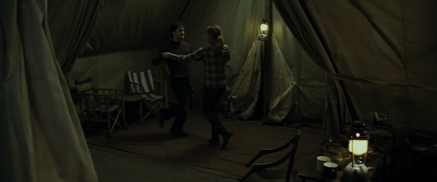 Tái hiện bộ truyện Harry Potter qua 100 khoảnh khắc đẹp nhất ảnh 78 Tái hiện bộ truyện Harry Potter qua 100 khoảnh khắc đẹp nhất ảnh 78