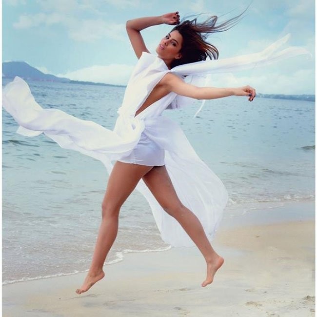 Ngắm 'Mỹ nhân đương đại gợi cảm nhất 2015' ảnh 15 Ngắm 'Mỹ nhân đương đại gợi cảm nhất 2015' ảnh 15