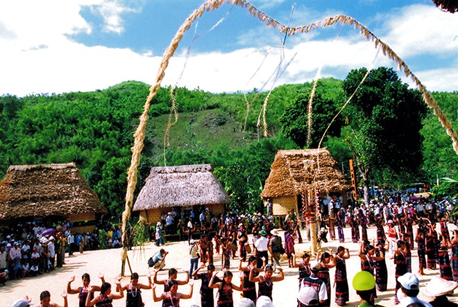 Trong suốt thời gian qua, cộng đồng người Cơ Tu đã sáng tạo và bảo tồn những giá trị văn hóa độc đáo, riêng có của dân tộc mình