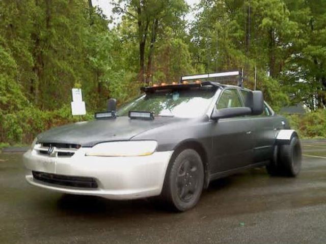 Những xe độ dị hợm nhất thế giới ảnh 8 Những xe độ dị hợm nhất thế giới ảnh 8