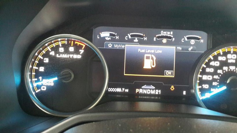 Xe bán tải hạng sang Ford F-150 Limited 2016 giá 1,4 tỷ đồng ảnh 9