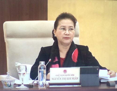 Chủ tịch Quốc hội Nguyễn Thị Kim Ngân điều hành phiên họp. Chủ tịch Quốc hội Nguyễn Thị Kim Ngân điều hành phiên họp.