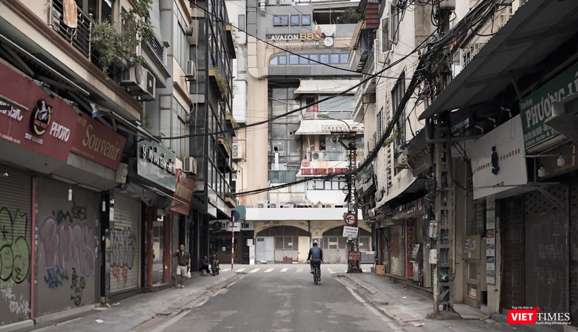 Hà Nội trong những ngày cách ly xã hội vì COVID-19.