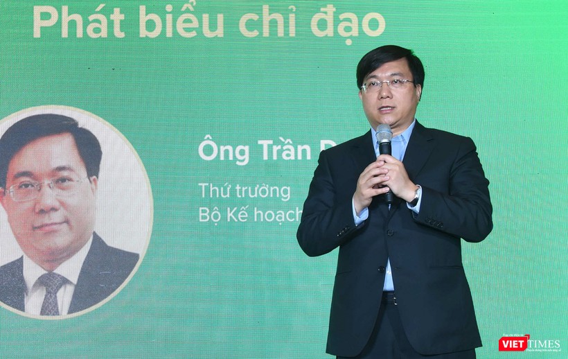 Ông Trần Duy Đông - Thứ trưởng bộ Kế hoạch và Đầu tư - cho rằng cần tăng cường đổi mới sáng tạo và chuyển đổi số, đưa các startup Việt đạt được thành công lâu dài.