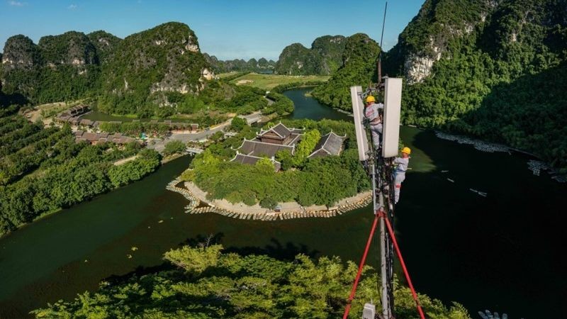 Viettel đã phủ sóng 4G rộng khắp đến tất cả những vùng nông thôn, miền núi, hải đảo xa xôi đồng thời thử nghiệm phát sóng 5G ở nhiều tỉnh, thành phố trên cả nước, đảm bảo người dân không bị gián đoạn liên lạc khi chính thức dừng công nghệ 2G. picture1-4498-148.jpg