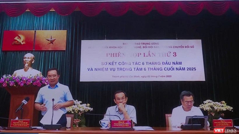 Chủ tịch UBND TP Hồ Chí Minh Nguyễn Văn Được phát biểu tại Hội nghị của Ban Chỉ đạo Trung ương về Phát triển Khoa học, Công nghệ, Đổi mới sáng tạo và Chuyển đổi số. CNC TPHCM.jpg