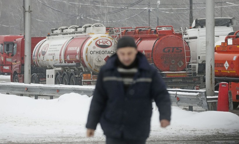 Một cơ sở lọc dầu tại Moscow, Nga (Ảnh: Shutterstock)