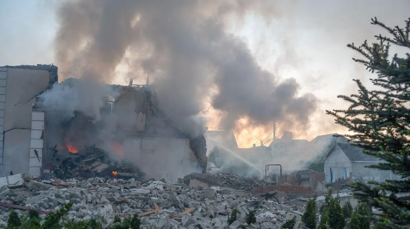 Một số khu vực dân cư bị phá hủy ở Kharkov (Ảnh: Getty) 2.png