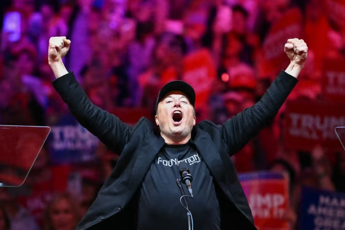 Người giàu nhất thế giới Elon Musk là vũ khí mới lợi hại nhất của ông Trump (Ảnh: AFP) 23.png