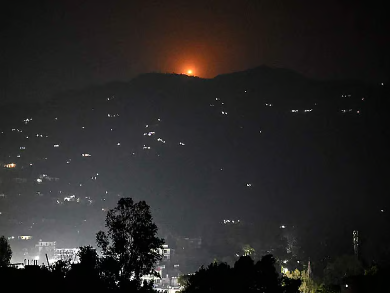 Ấn Độ phóng tên lửa vào lãnh thổ Pakistan Nguy cơ chiến tranh cận kề 2.png