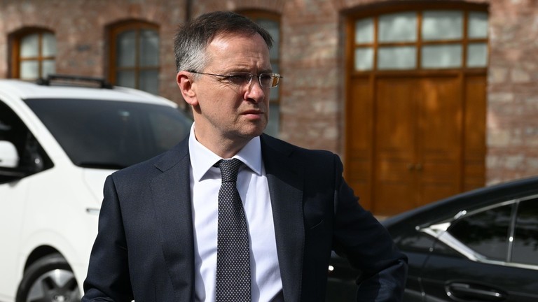 Trợ lý Tổng thống kiêm trưởng đoàn đàm phán Nga Vladimir Medinsky tại Istanbul, Thổ Nhĩ Kỳ, ngày 16/5. Ảnh: Sputnik.