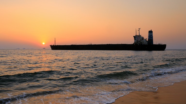 Ấn Độ đã phản bác lại những chỉ trích từ Mỹ và EU về việc nước này tiếp tục giao thương dầu mỏ với Nga. Ảnh: Getty.