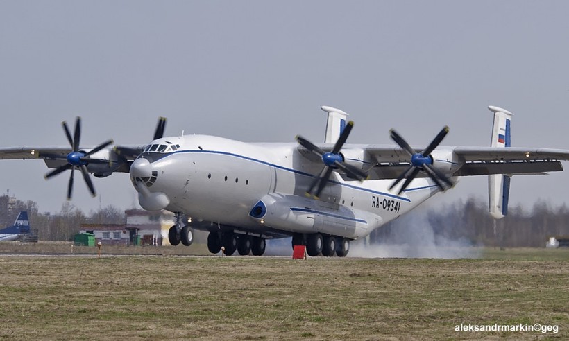 Máy bay An-22, lần đầu tiên ra mắt vào những năm 1960, vẫn là máy bay sử dụng động cơ tua-bin cánh quạt nặng nhất từng được chế tạo. Ảnh: BNO.