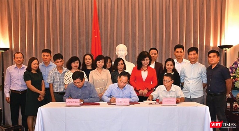 Lễ ký kết hợp tác giữa các bảo tàng mỹ thuật trong nước lần thứ nhất (Hà Nội, 2018)