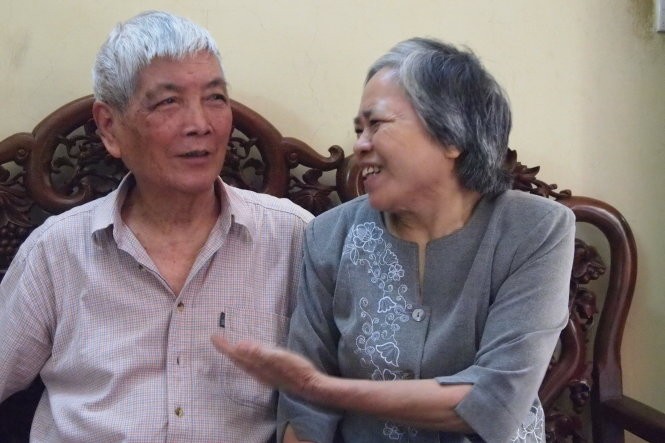 Vợ chồng nhà thơ Việt Phương