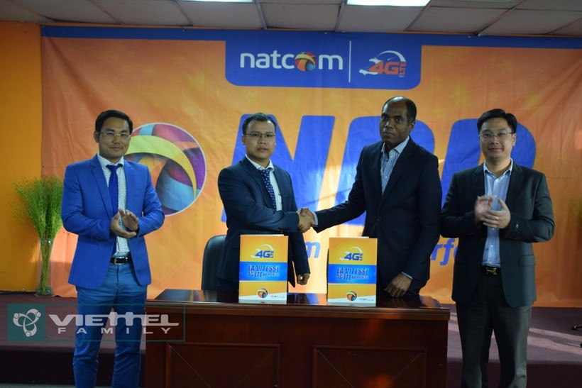 Và (3) Cung cấp 24 đường truyền internet kết nối các trường thành viên của Đại học Y Haiti