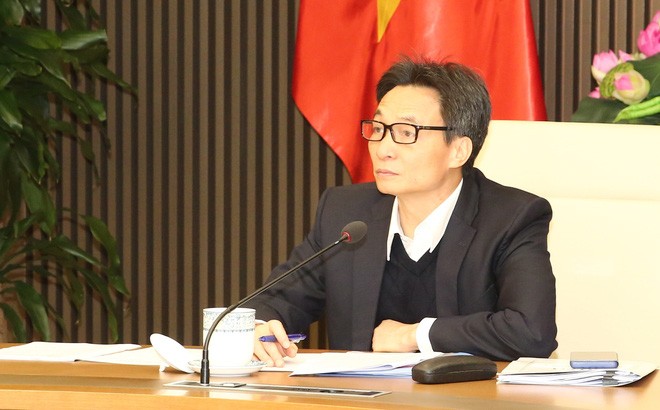 TP.HCM cách ly 4 người đi qua tâm dịch Vũ Hán ảnh 4 Bộ Y tế rút giấy phép ngay với cửa hàng, hiệu thuốc tăng giá khẩu trang