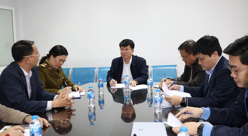 Thứ trưởng Bộ Y tế Trương Quốc Cường phát biểu tại buổi làm việc. Ảnh: Khánh Phương