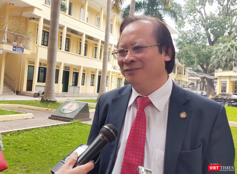 PGS. TS. Nguyễn Viết Nhung – Giám đốc Bệnh viện Phổi Trung ương. Ảnh: Minh Thúy 