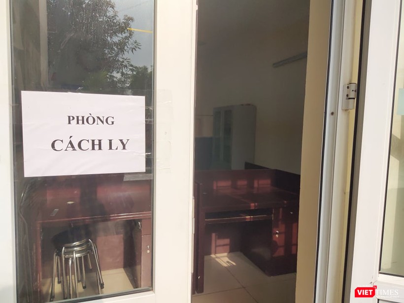 Phòng cách ly tại Trường THCS Dịch Vọng. Ảnh: Minh Thúy