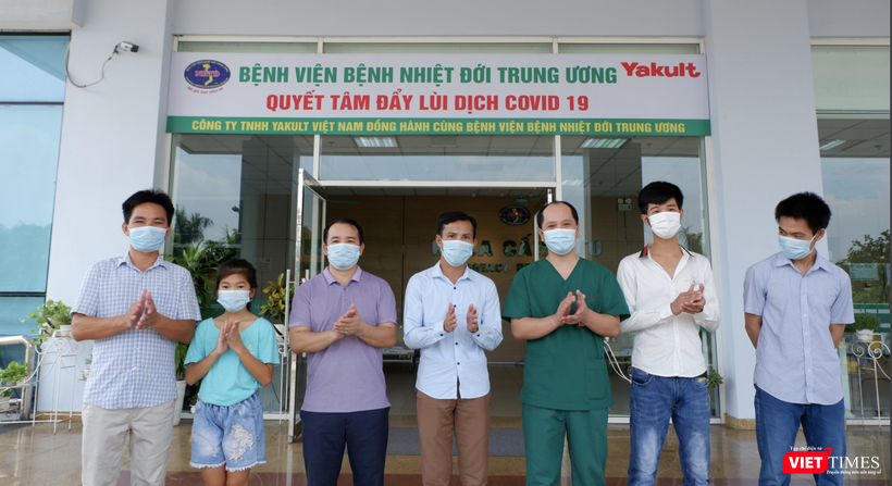 6 bệnh nhân mắc COVID-19 được công bố khỏi bệnh (Ảnh: Minh Nhật) 