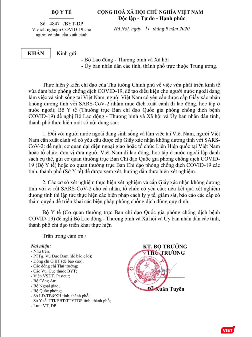 Công văn khẩn của Bộ Y tế về việc xét nghiệm COVID-19 cho người có nhu cầu xuất cảnh (Ảnh: Minh Thúy) Công văn khẩn của Bộ Y tế về việc xét nghiệm COVID-19 cho người có nhu cầu xuất cảnh (Ảnh: Minh Thúy)