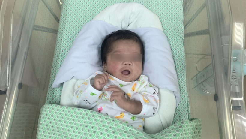 Thai nhi sinh non 31 tuần tuổi bị ngừng tim, ngừng thở đã hồi phục (Ảnh: Nguyễn Liên)