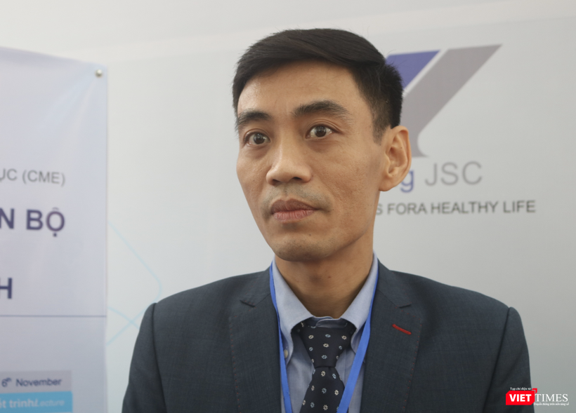 TS. BS. Nguyễn Hoài Bắc - Trưởng Khoa Nam học và Y học giới tính, Bệnh viện Đại học Y Hà Nội (Ảnh: Minh Thuý) TS. BS. Nguyễn Hoài Bắc - Trưởng Khoa Nam học và Y học giới tính, Bệnh viện Đại học Y Hà Nội (Ảnh: Minh Thuý)