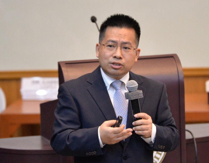 Ông Nguyễn Tông Trạch cho rằng cần khôi phục lại một mối quan hệ bạn bè thân thiện và phối hợp hơn giữa Mỹ-Trung. Ông Nguyễn Tông Trạch cho rằng cần khôi phục lại một mối quan hệ bạn bè thân thiện và phối hợp hơn giữa Mỹ-Trung.