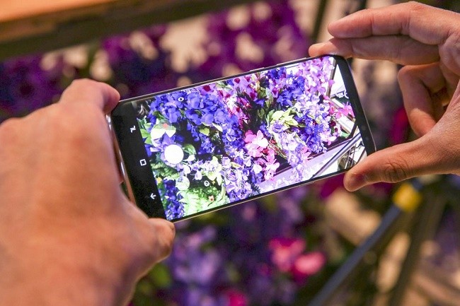 6 smartphone có thời lượng pin “khủng” nhất ảnh 3