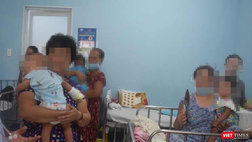 TP.HCM: Số ca bệnh tay chân miệng liên tục gia tăng, cha mẹ nên làm gì để bảo vệ trẻ?