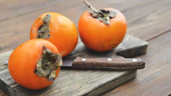 Những lợi ích 'thần kỳ” của hành tây và lưu ý khi dùng ảnh 2 Quả hồng giòn: Món ăn ngon miệng và bổ dưỡng