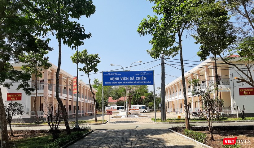 BV Dã chiến hiện đang cách ly 28 trường hợp về từ vùng dịch, trong đó có 1 thai phụ. Ảnh: Nguyễn Trăm