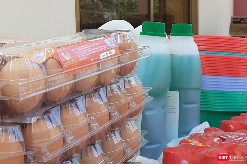 BV Dã chiến trang bị đầy đủ nhu yếu phẩm, tạo sự thoải mái cho người cách ly