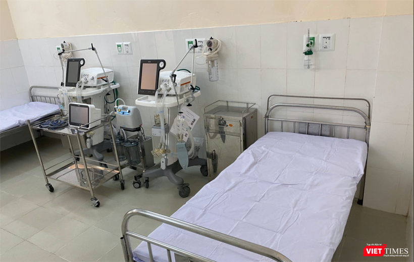 Khu vực cách ly được trang bị các trang thiết bị như máy thở, siêu âm, Xquang,… Ảnh: Sở Y tế TP.HCM Khu vực cách ly được trang bị các trang thiết bị như máy thở, siêu âm, Xquang,… Ảnh: Sở Y tế TP.HCM