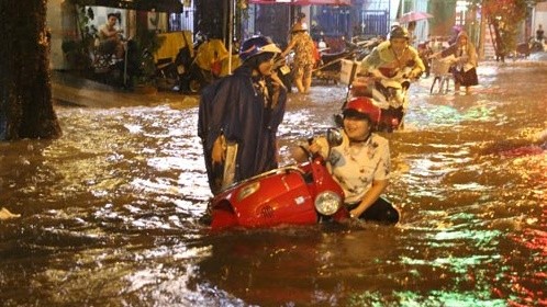 Cài ứng dụng New Thời Tiết, người dân không còn sợ nắng mưa