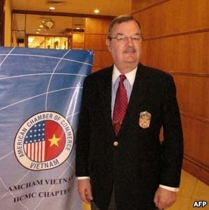 Ông Herb Cochran: