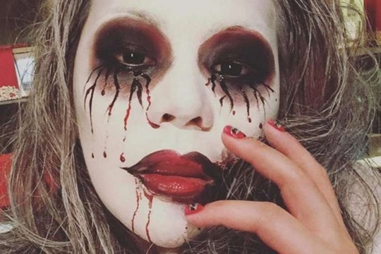 Lương Tề Hân khoe ảnh tiệc Halloween. Ảnh: Instagram
